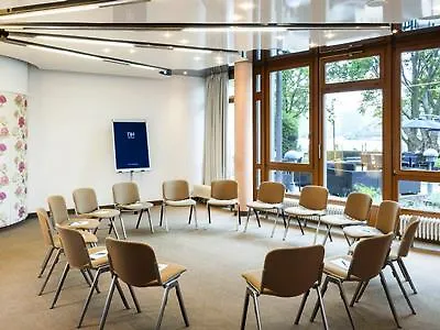 ホテル Nh Bingen 4*